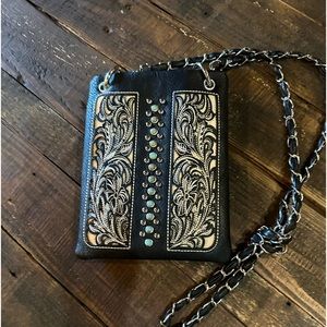 Small western flair crossbody bag